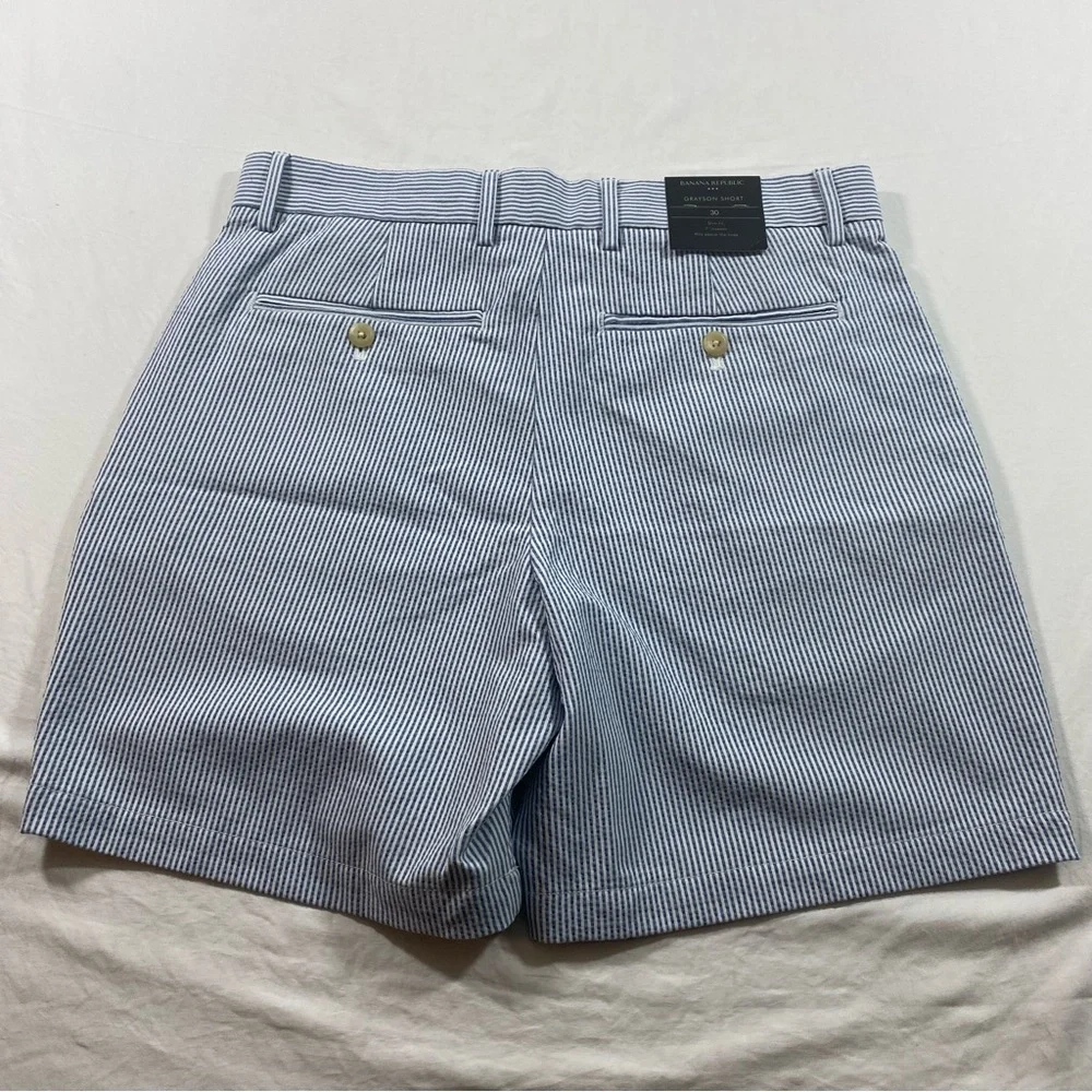 Banana Republic Shorts Grayson Seersucker pockets Blue White Flat Front Men 30 - Picture 8 of 8